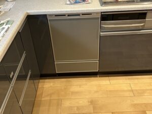 三重キッチン取付け隊　浅型を深型食洗機に取替　施工後